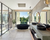 Resale - Villa - Marbella - Nueva Andalucía