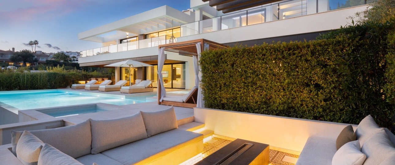 Resale - Villa - Marbella - Nueva Andalucía