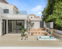 Resale - Villa - Marbella - Nueva Andalucía