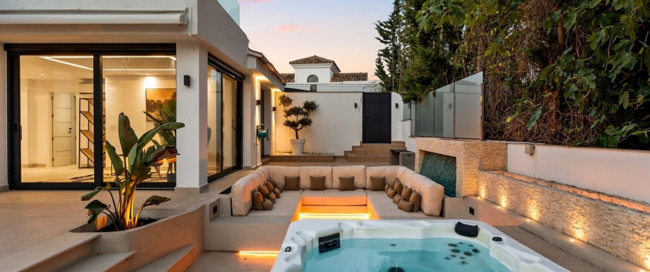 Resale - Villa - Marbella - Nueva Andalucía