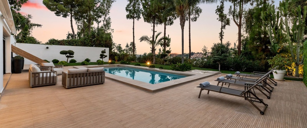 Resale - Villa - Marbella - Nueva Andalucía