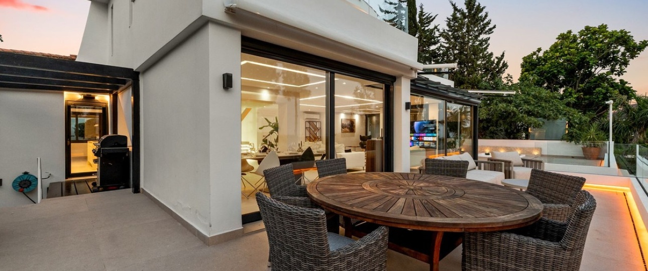 Resale - Villa - Marbella - Nueva Andalucía