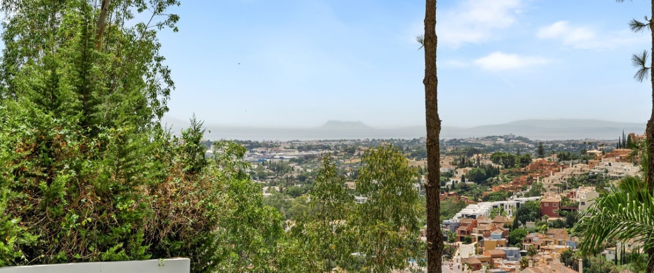 Resale - Villa - Marbella - Nueva Andalucía
