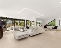 Resale - Villa - Marbella - Nueva Andalucía
