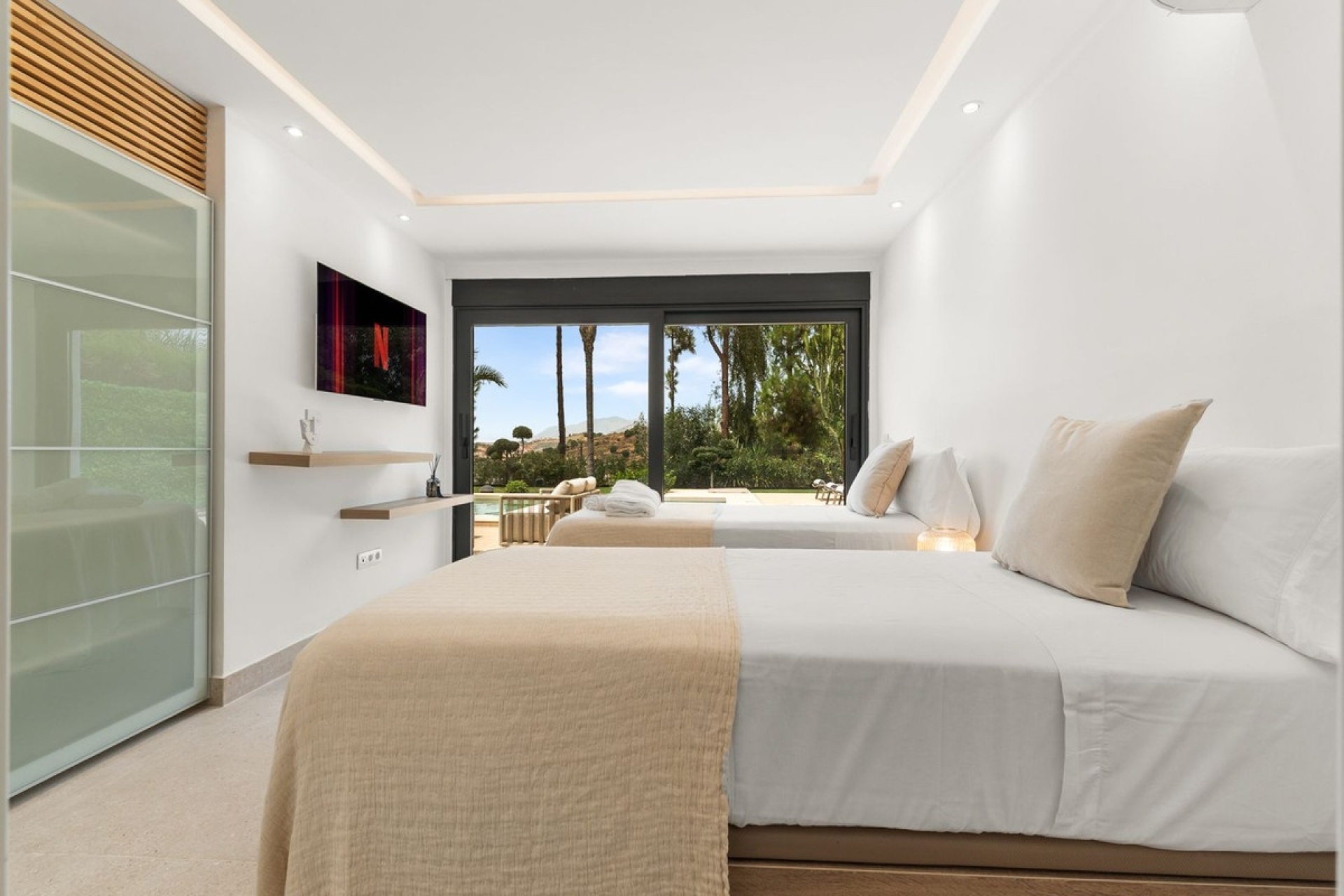 Resale - Villa - Marbella - Nueva Andalucía