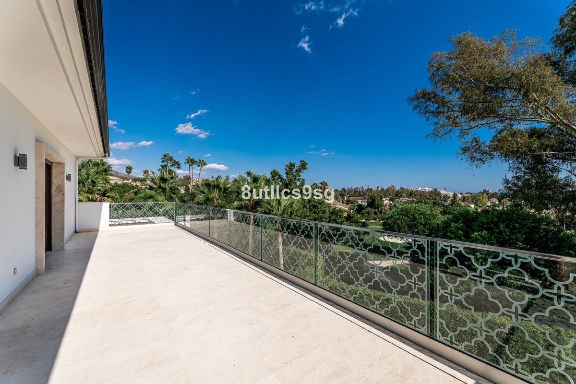 Resale - Villa - Marbella - Nueva Andalucía