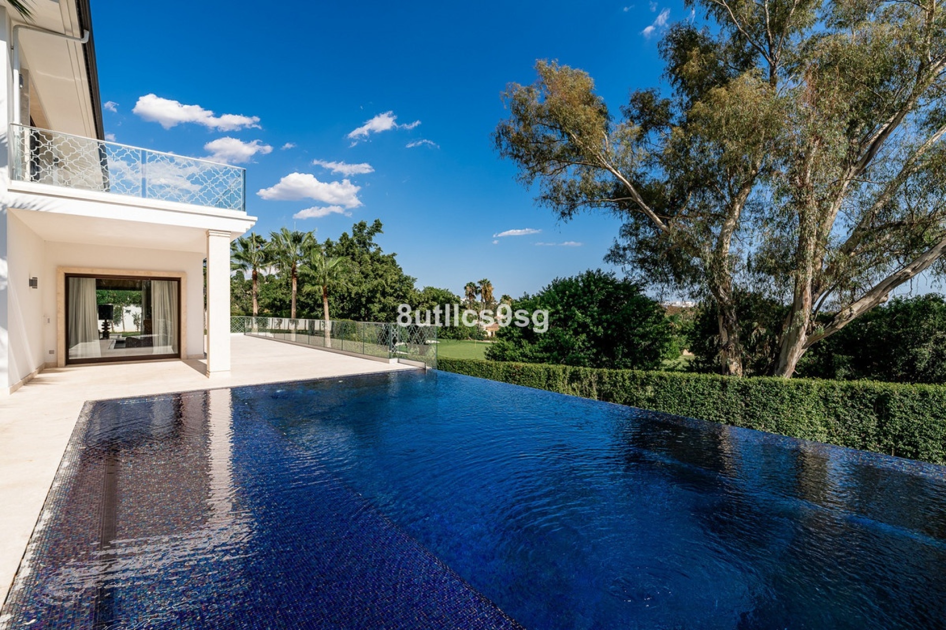 Resale - Villa - Marbella - Nueva Andalucía