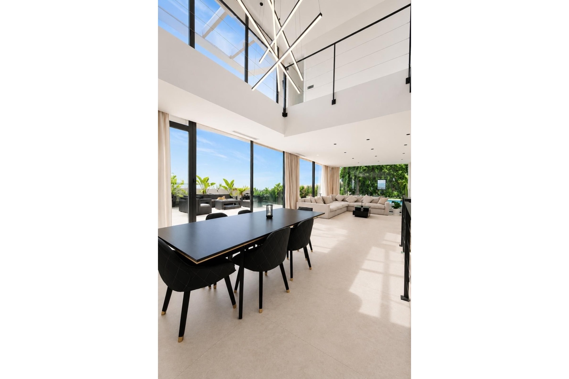 Resale - Villa - Marbella - Nueva Andalucía