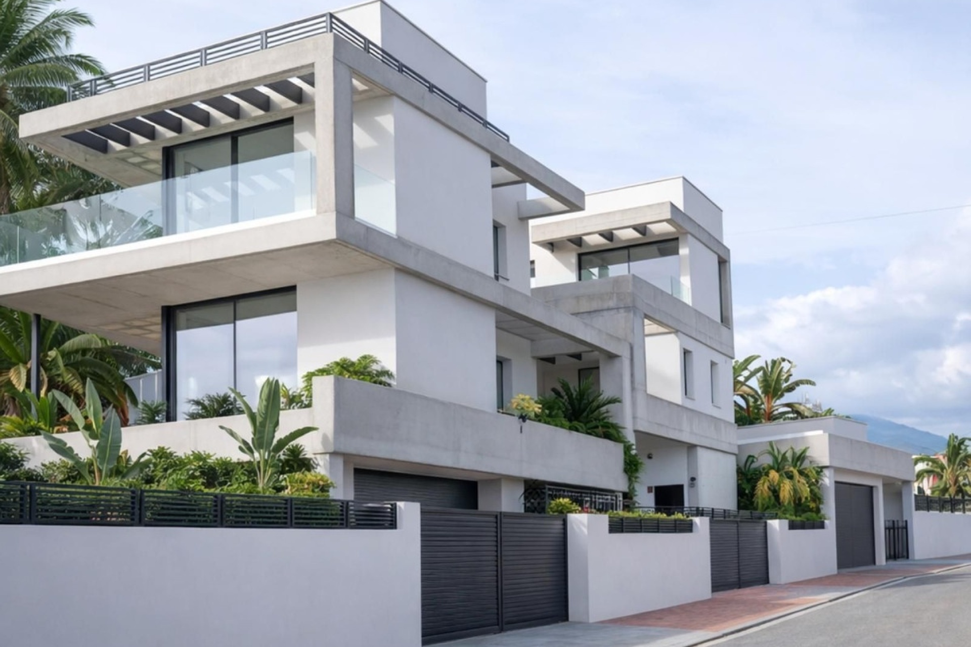 Resale - Villa - Marbella - Nueva Andalucía