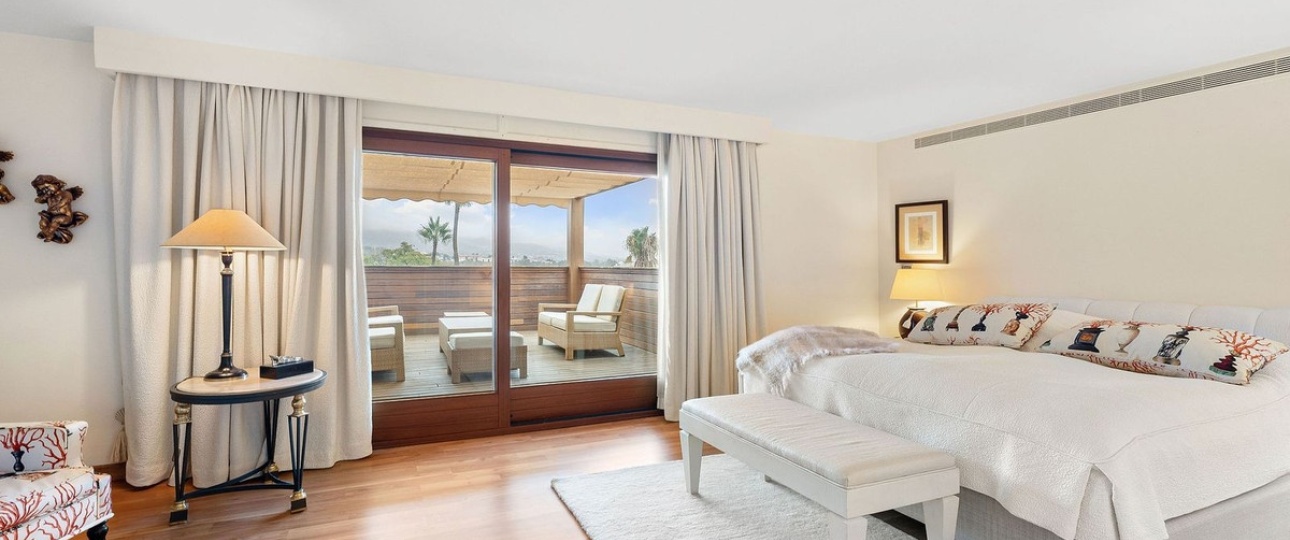 Resale - Villa - Marbella - Nueva Andalucía
