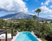 Resale - Villa - Marbella - Nueva Andalucía