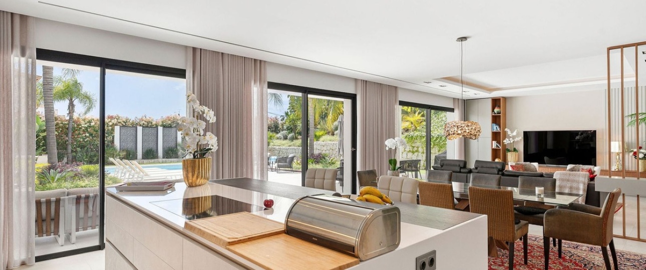 Resale - Villa - Marbella - Nueva Andalucía