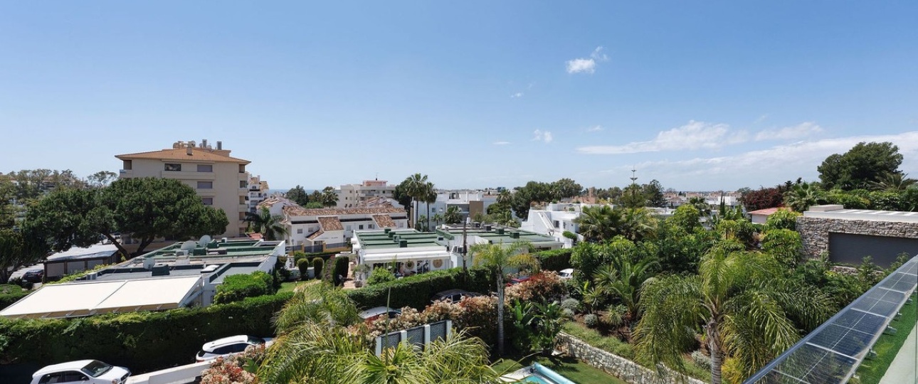 Resale - Villa - Marbella - Nueva Andalucía