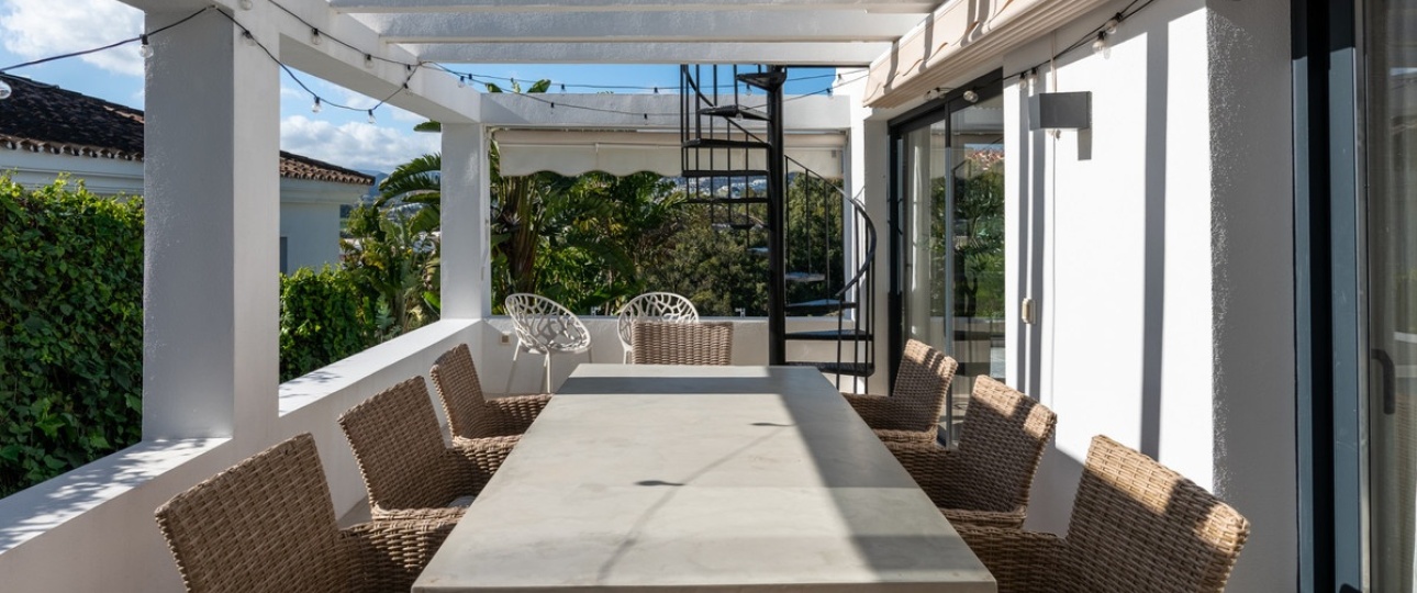Resale - Villa - Marbella - Nueva Andalucía