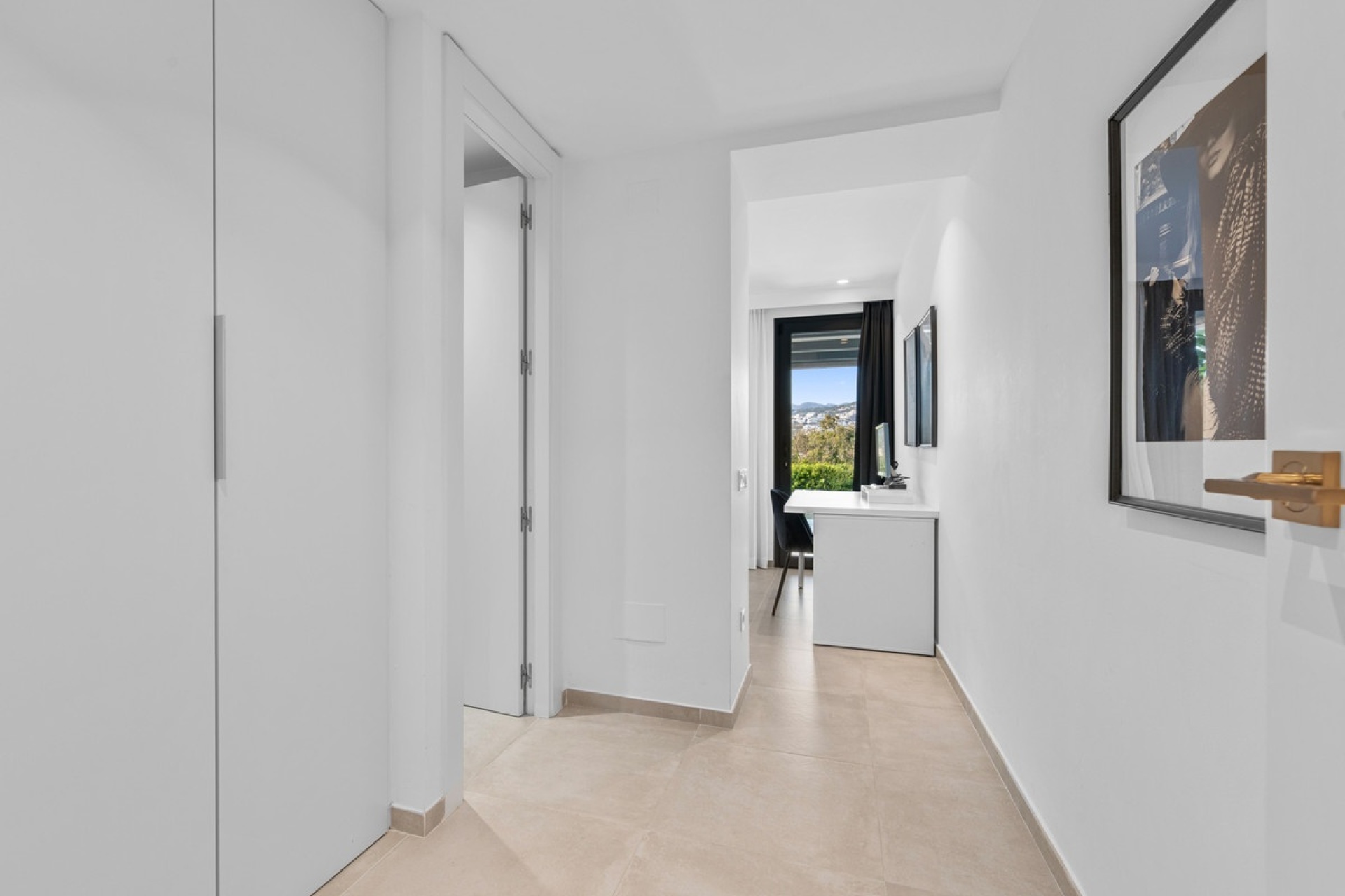 Resale - Villa - Marbella - Nueva Andalucía