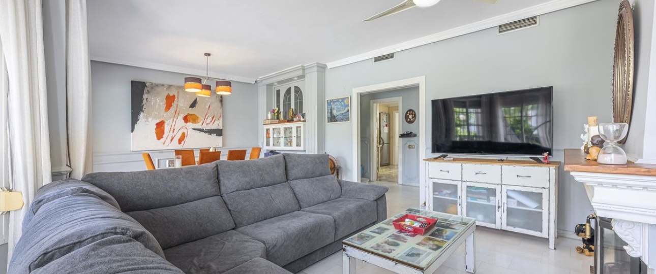 Resale - Villa - Marbella - Nueva Andalucía