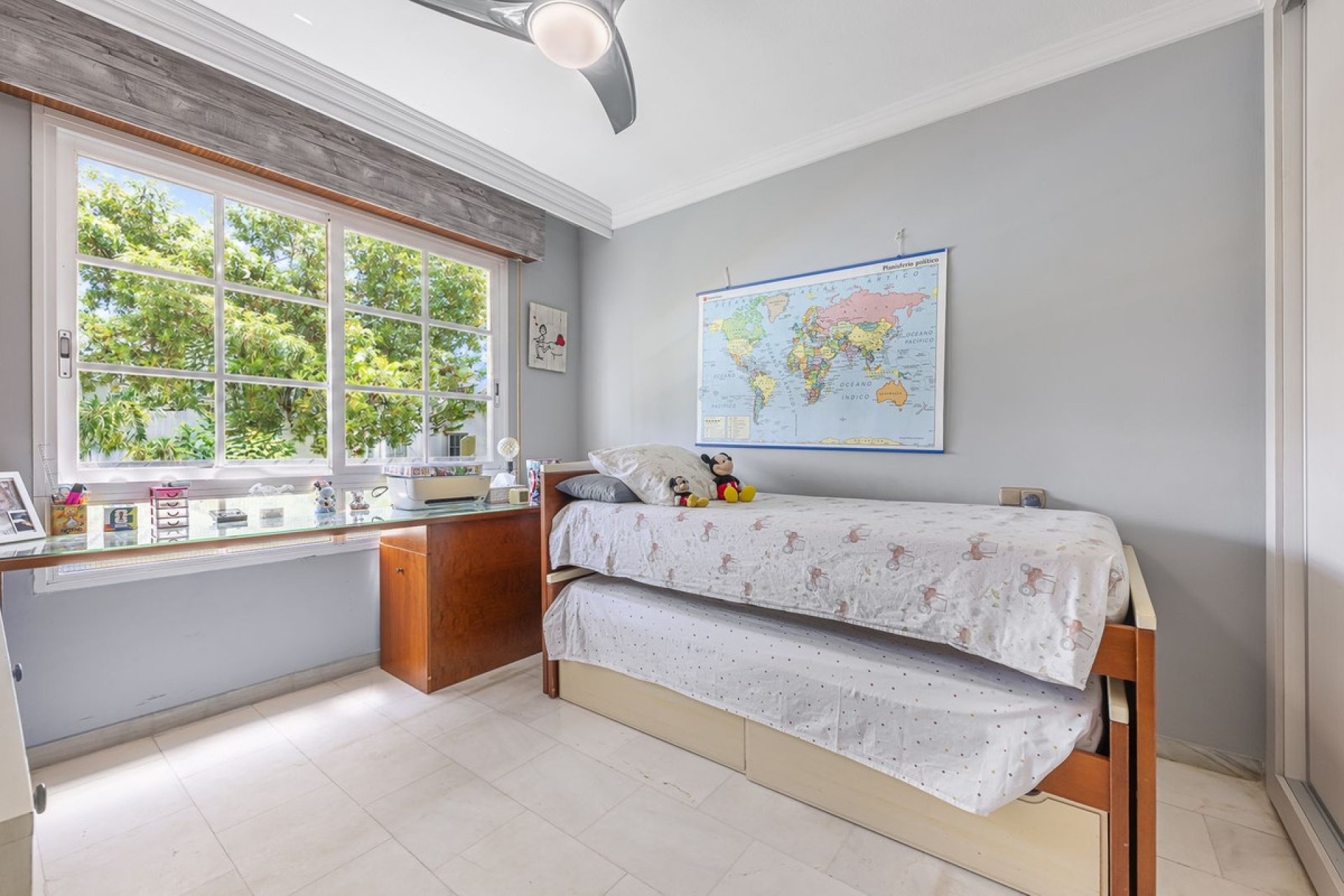 Resale - Villa - Marbella - Nueva Andalucía