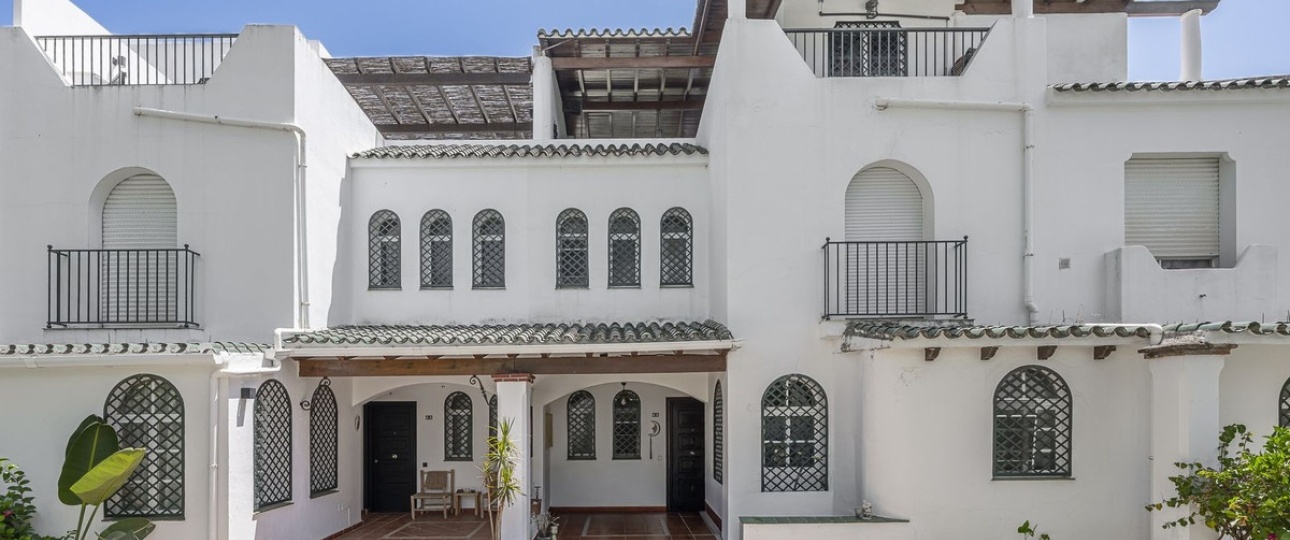 Resale - Villa - Marbella - Nueva Andalucía