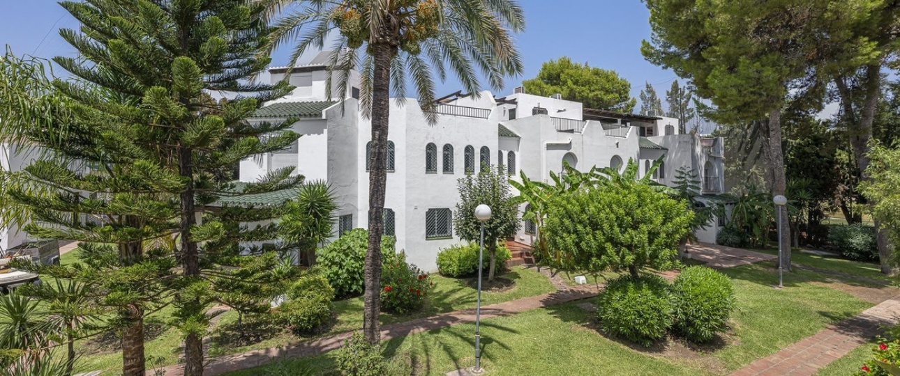 Resale - Villa - Marbella - Nueva Andalucía