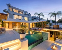 Resale - Villa - Marbella - Nueva Andalucía