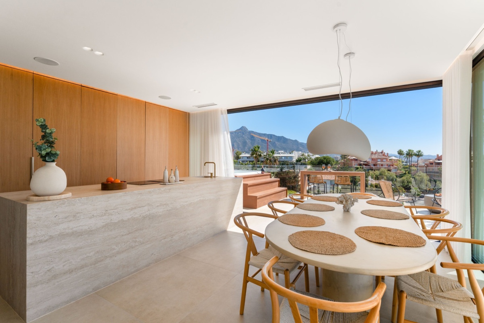 Resale - Villa - Marbella - Nueva Andalucía