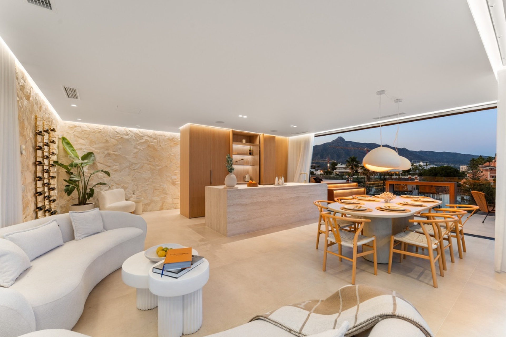 Resale - Villa - Marbella - Nueva Andalucía