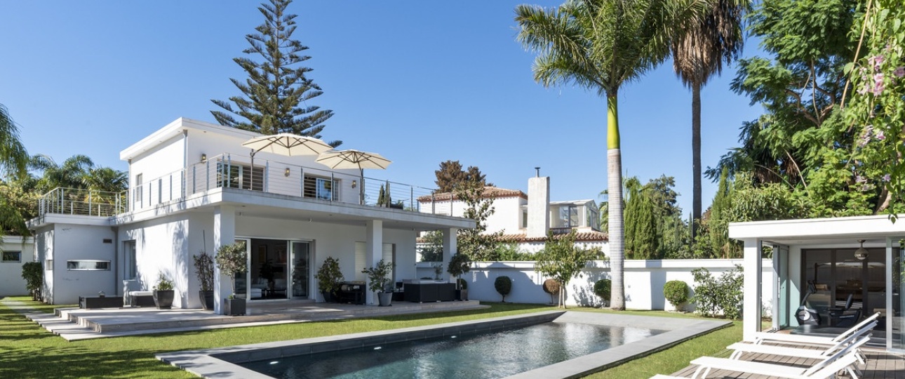 Resale - Villa - Marbella - Nueva Andalucía