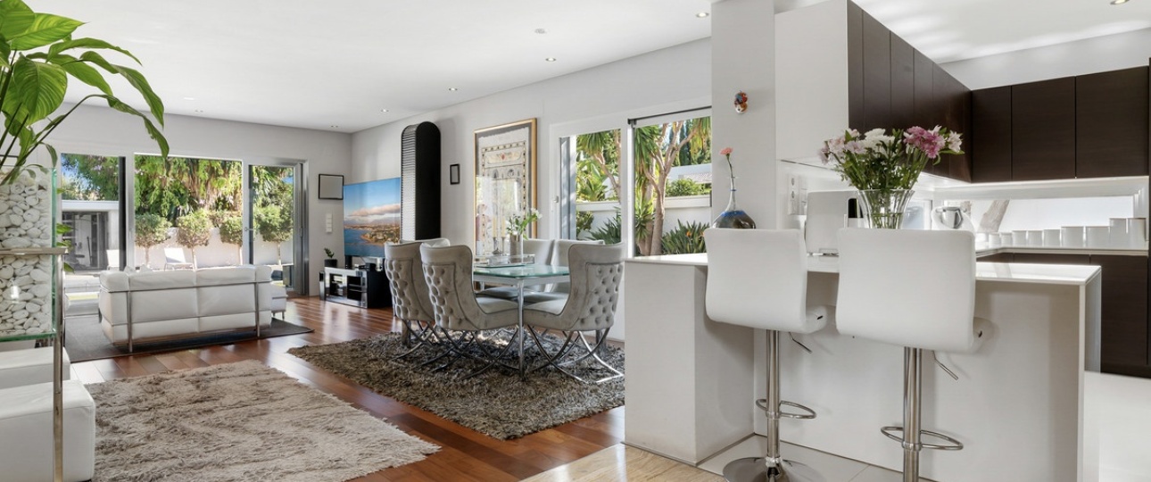 Resale - Villa - Marbella - Nueva Andalucía