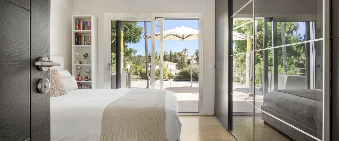 Resale - Villa - Marbella - Nueva Andalucía