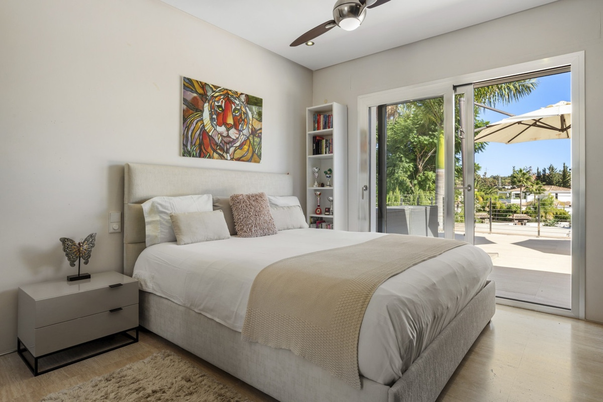 Resale - Villa - Marbella - Nueva Andalucía