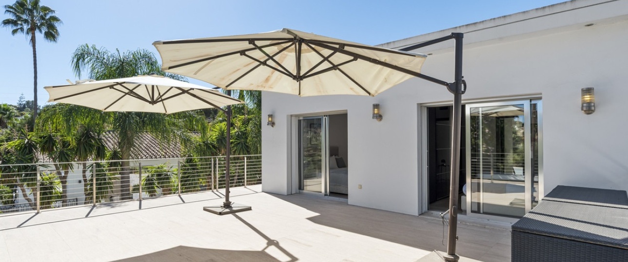 Resale - Villa - Marbella - Nueva Andalucía