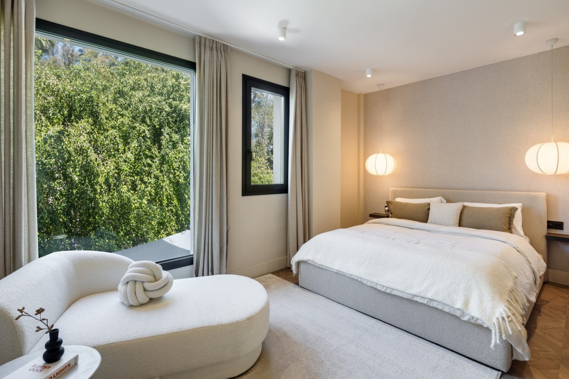 Resale - Villa - Marbella - Nueva Andalucía