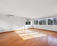 Resale - Villa - Marbella - Nueva Andalucía