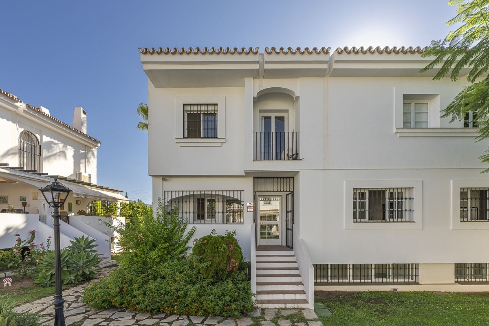 Resale - Villa - Marbella - Nueva Andalucía