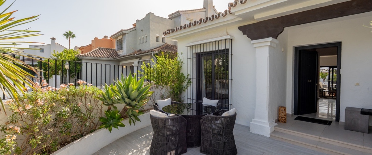 Resale - Villa - Marbella - Nueva Andalucía