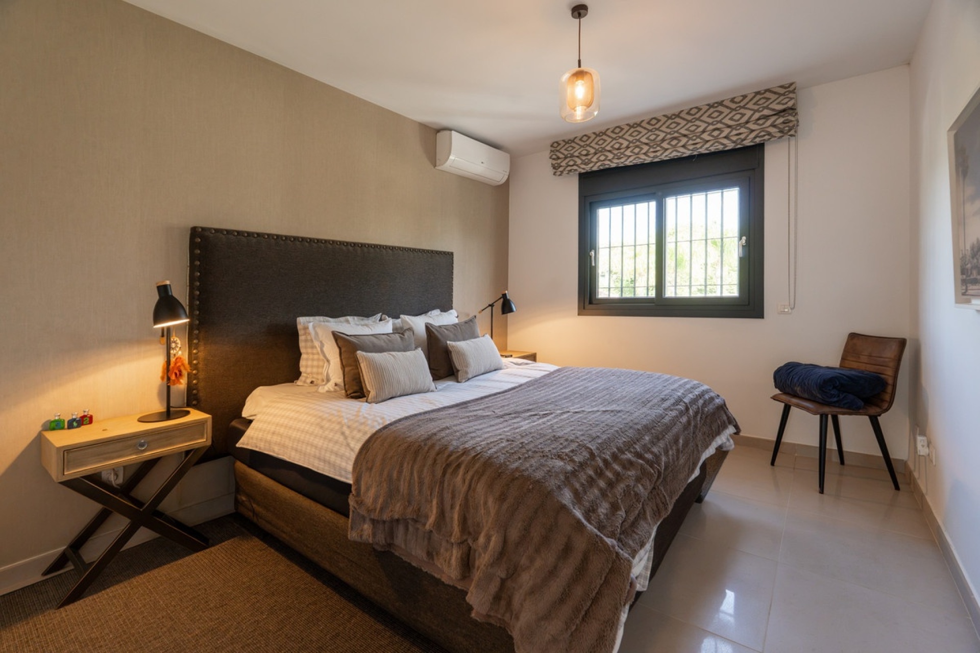 Resale - Villa - Marbella - Nueva Andalucía