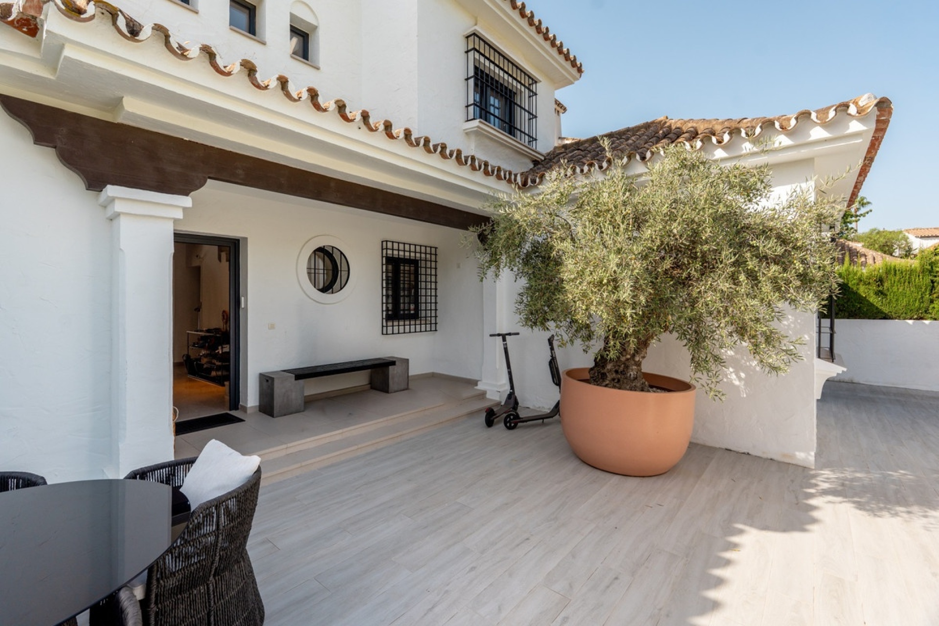 Resale - Villa - Marbella - Nueva Andalucía
