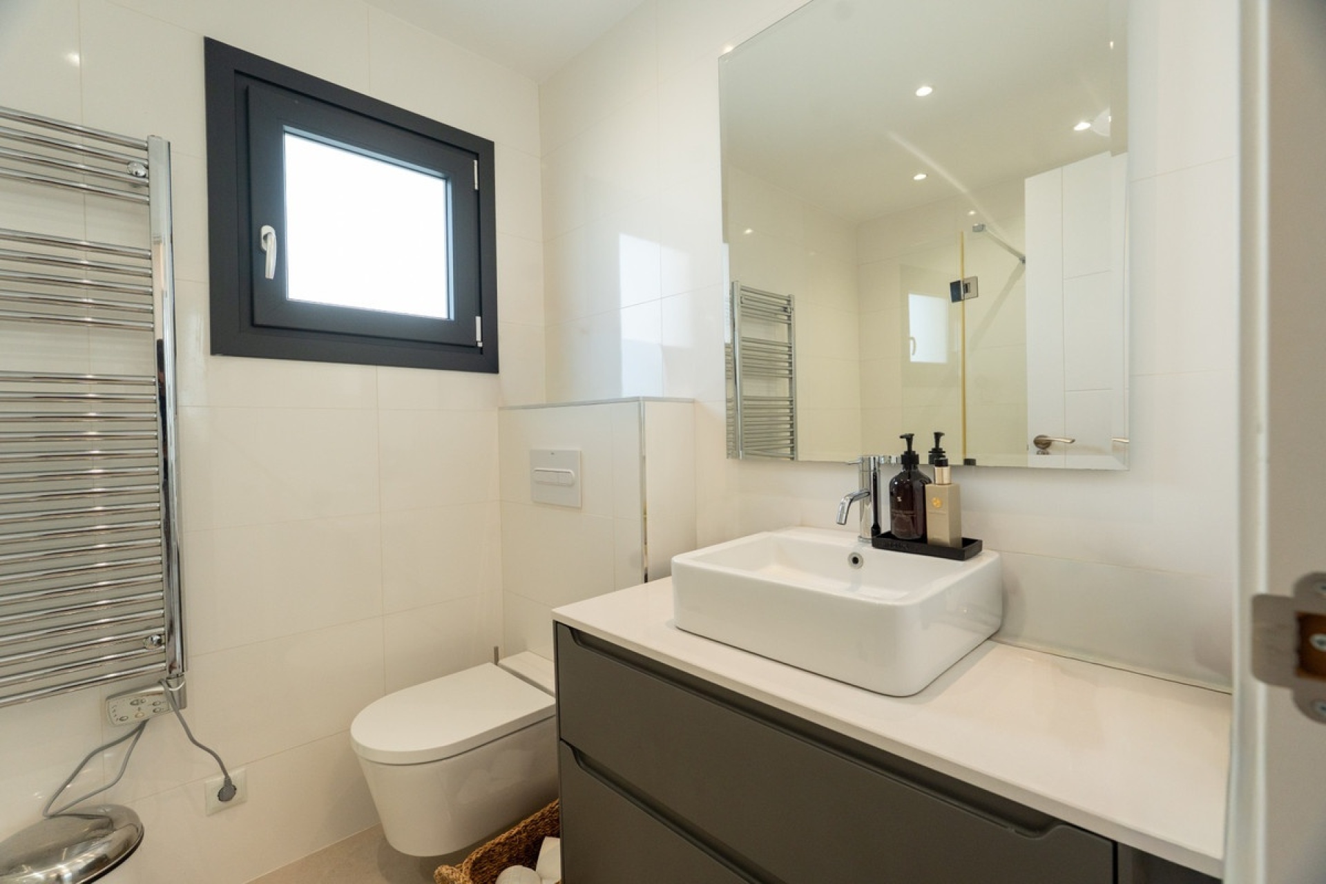 Resale - Villa - Marbella - Nueva Andalucía