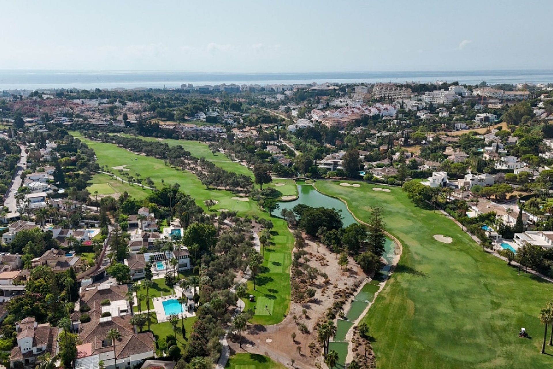 Resale - Villa - Marbella - Nueva Andalucía
