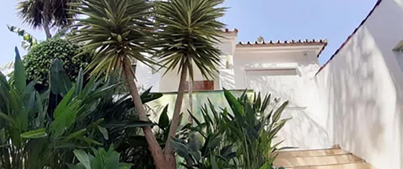 Resale - Villa - Marbella - Nueva Andalucía