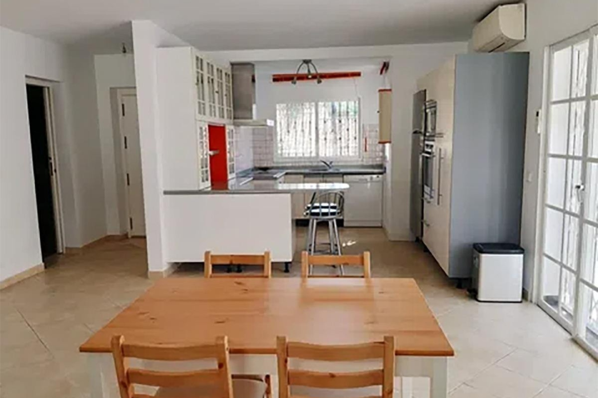 Resale - Villa - Marbella - Nueva Andalucía