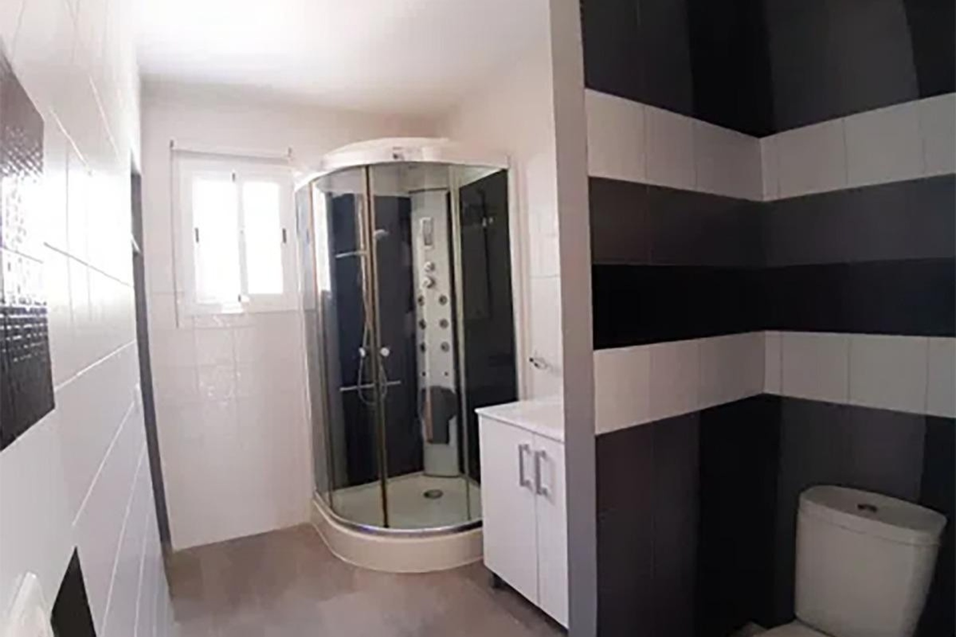 Resale - Villa - Marbella - Nueva Andalucía