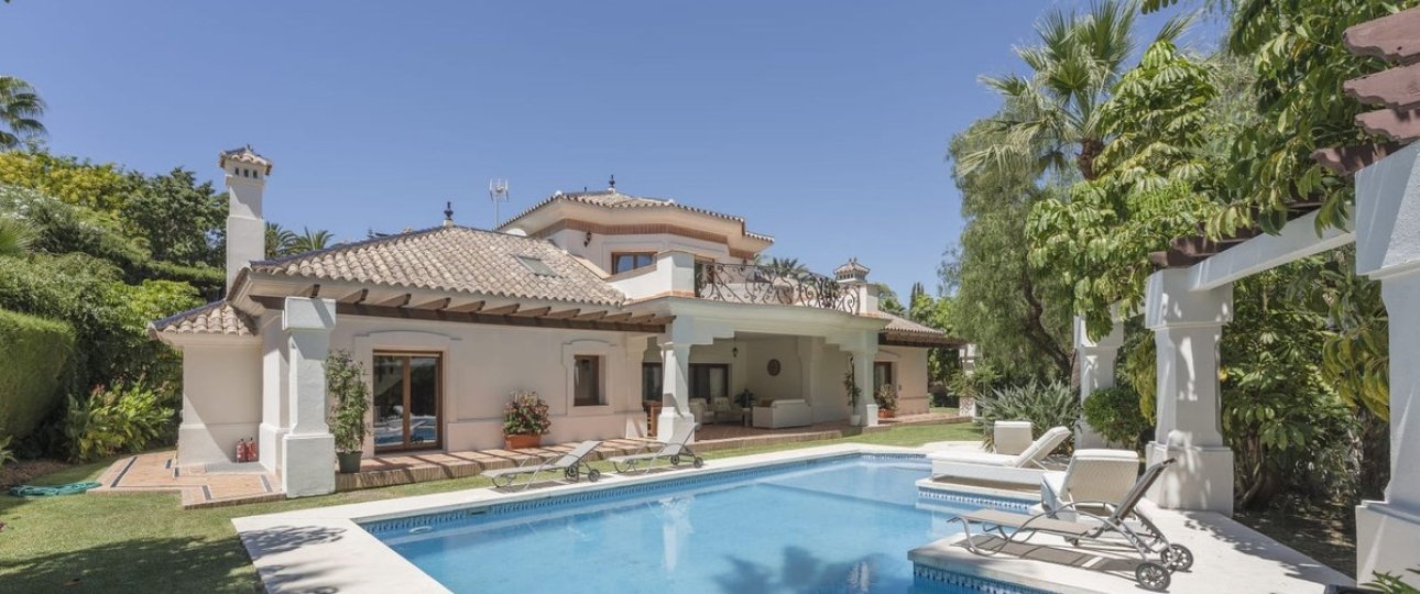 Resale - Villa - Marbella - Nueva Andalucía