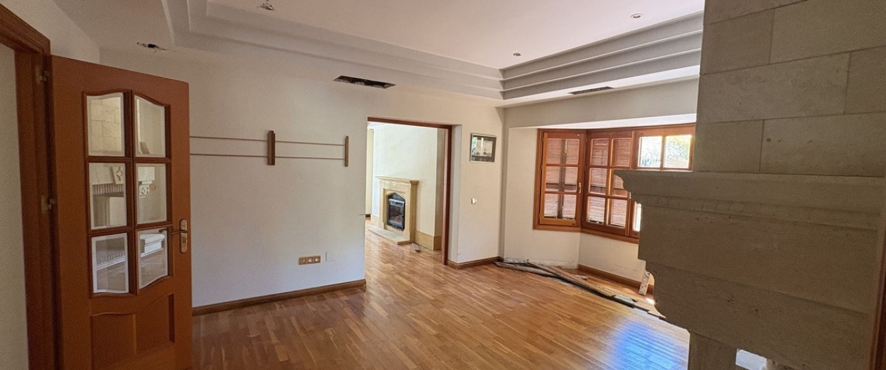 Resale - Villa - Marbella - Nueva Andalucía