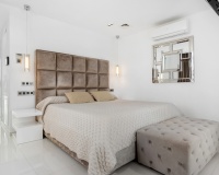 Resale - Villa - Marbella - Nueva Andalucía