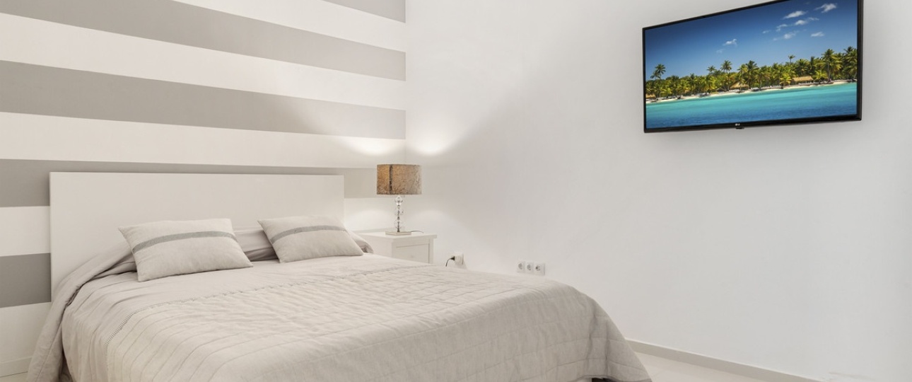 Resale - Villa - Marbella - Nueva Andalucía