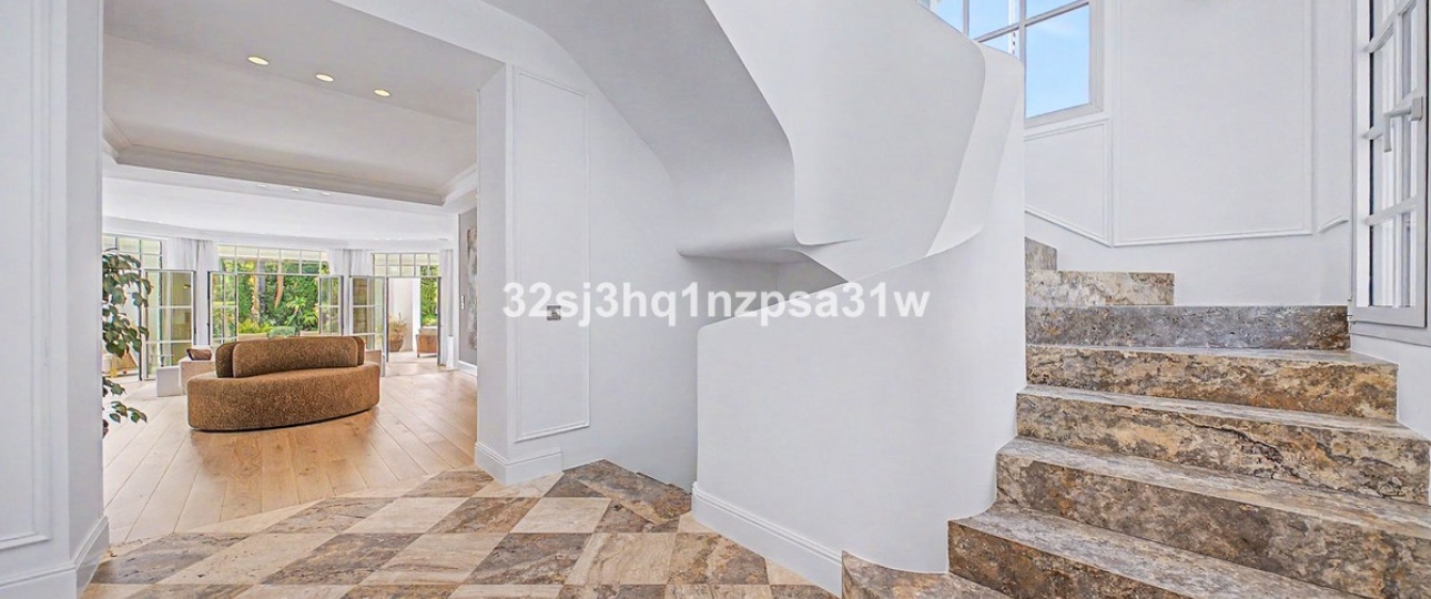 Resale - Villa - Marbella - Nueva Andalucía
