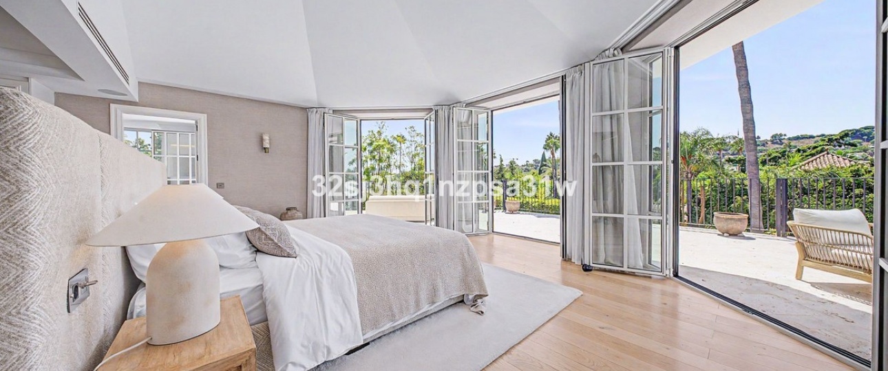 Resale - Villa - Marbella - Nueva Andalucía