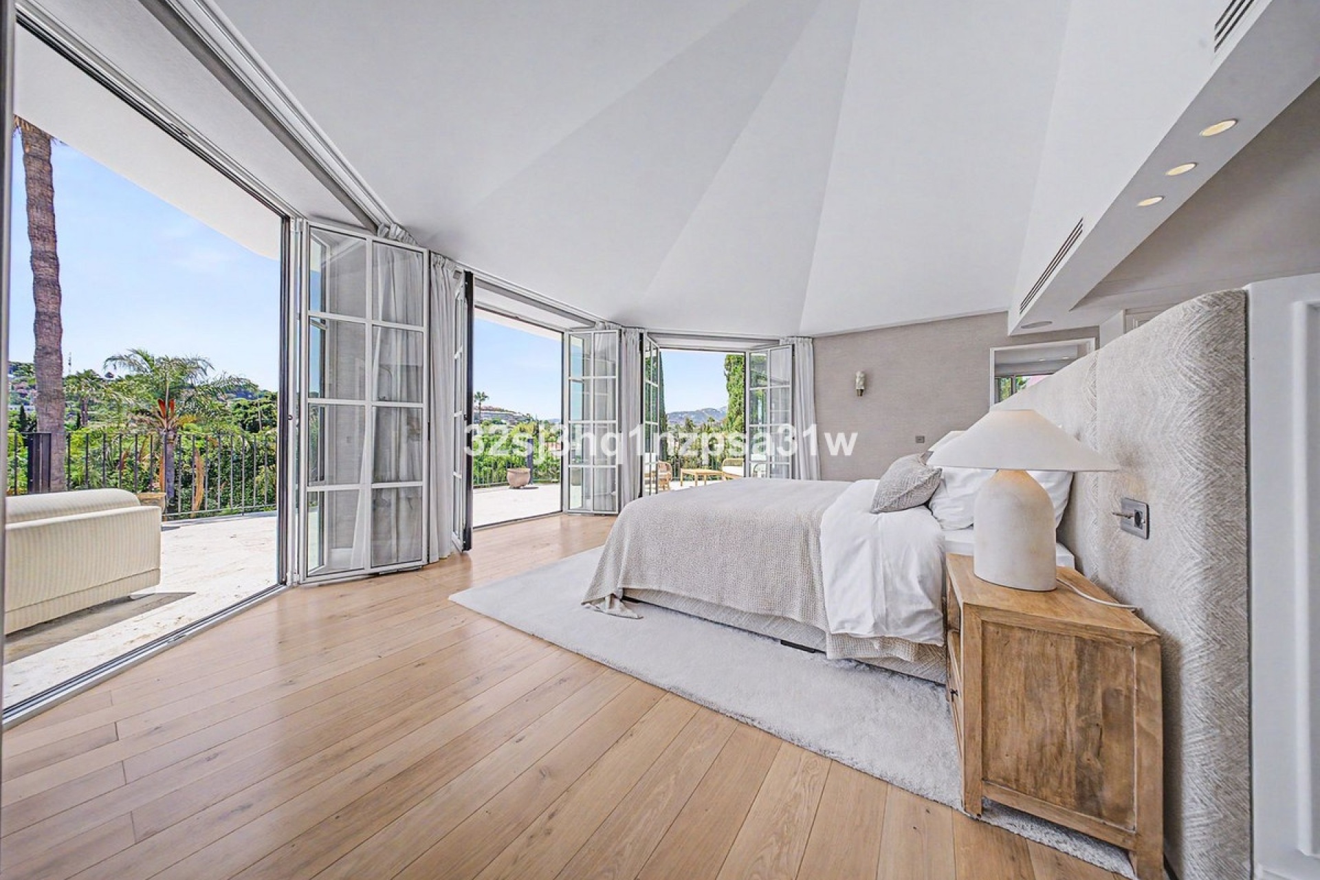 Resale - Villa - Marbella - Nueva Andalucía
