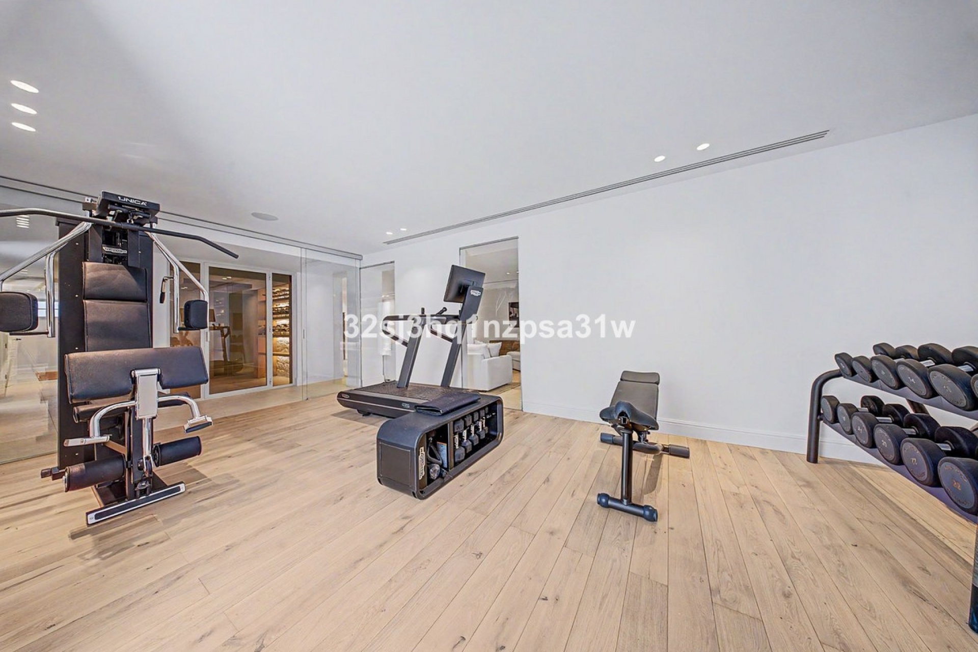 Resale - Villa - Marbella - Nueva Andalucía
